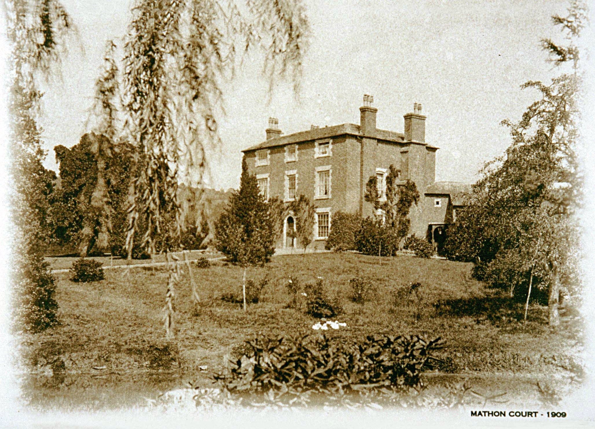 Mathon Court 1909